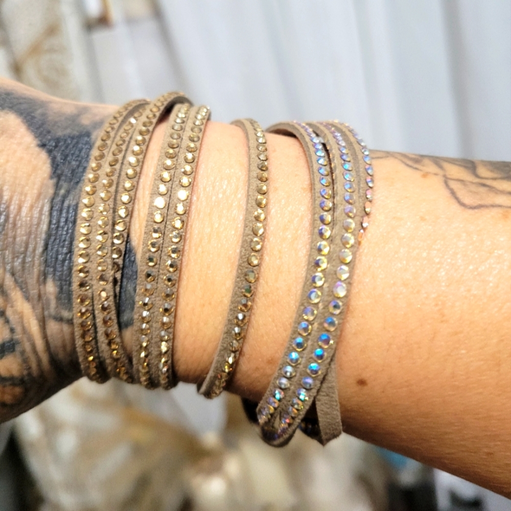 CLEAR OUT SALE NIB TOUCHSTONE Wrap-Star bracelet. Mocha.